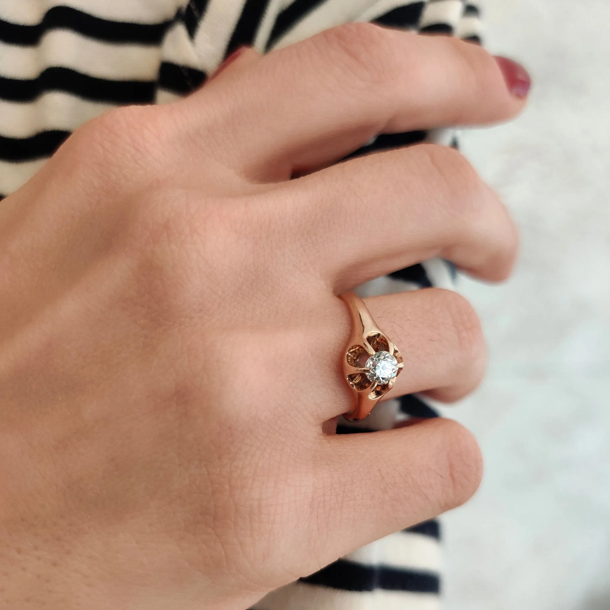 14K Vintage Petite Diamond Ring