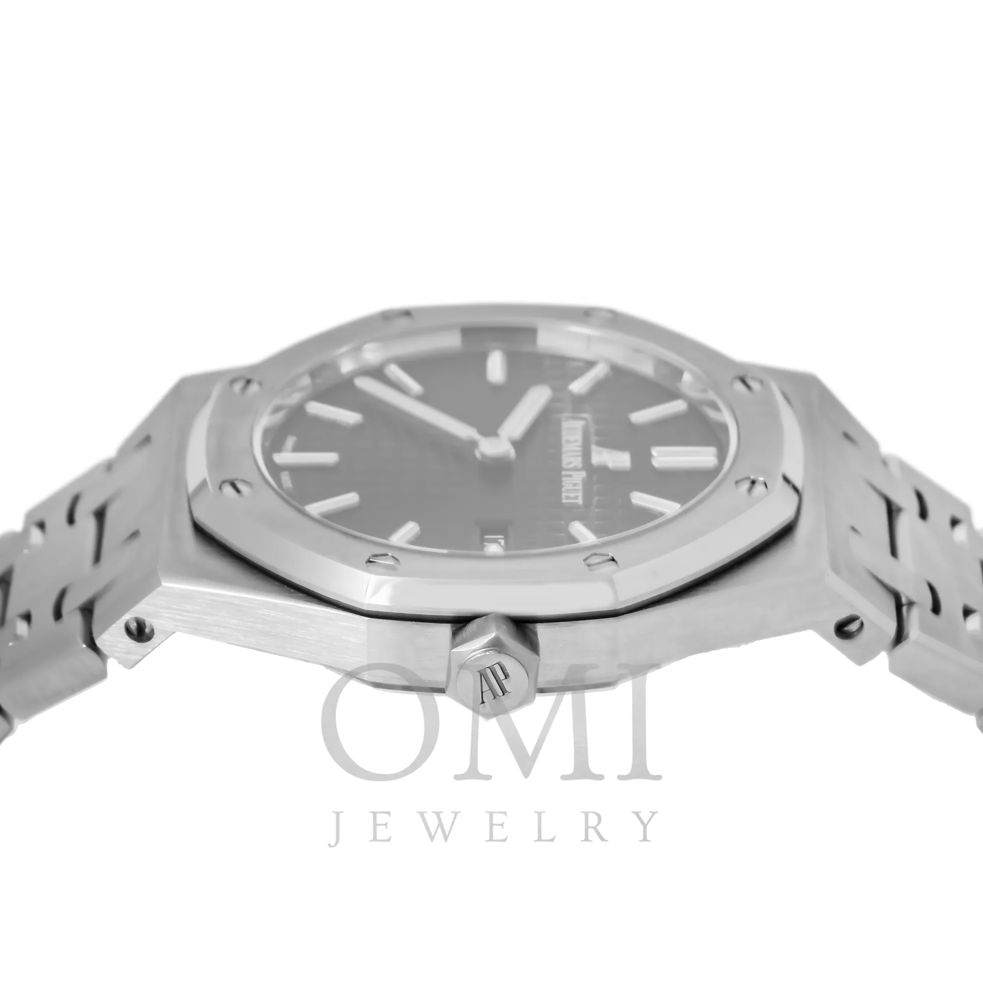 Audemars Piguet Royal Oak Lady 67650ST 33MM Black Dial With Stainless Steel Bracelet