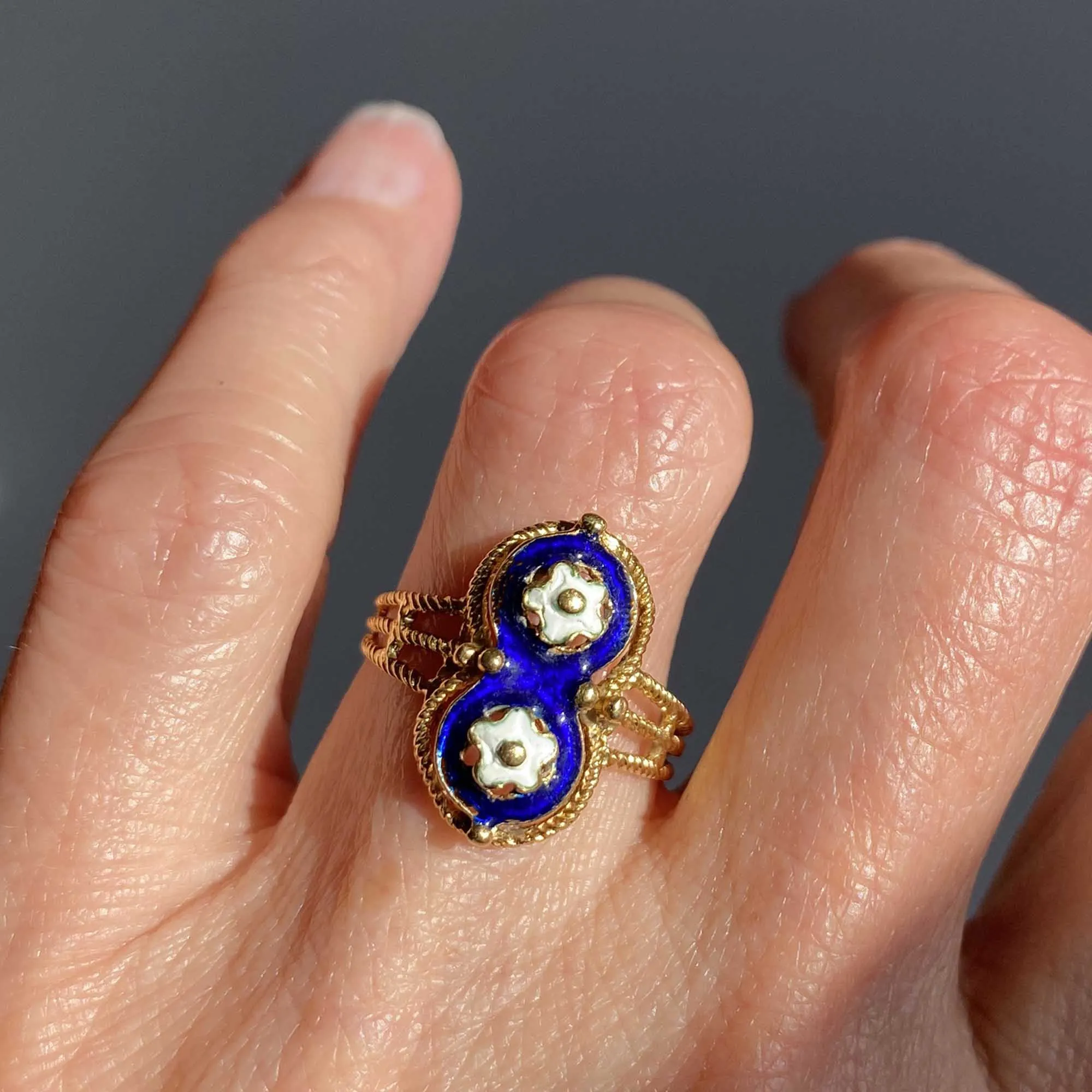 Fine 18K Gold Blue Guilloche Enamel Floral Ring