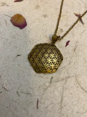 Flower of life Curved Pendant - Wholesale