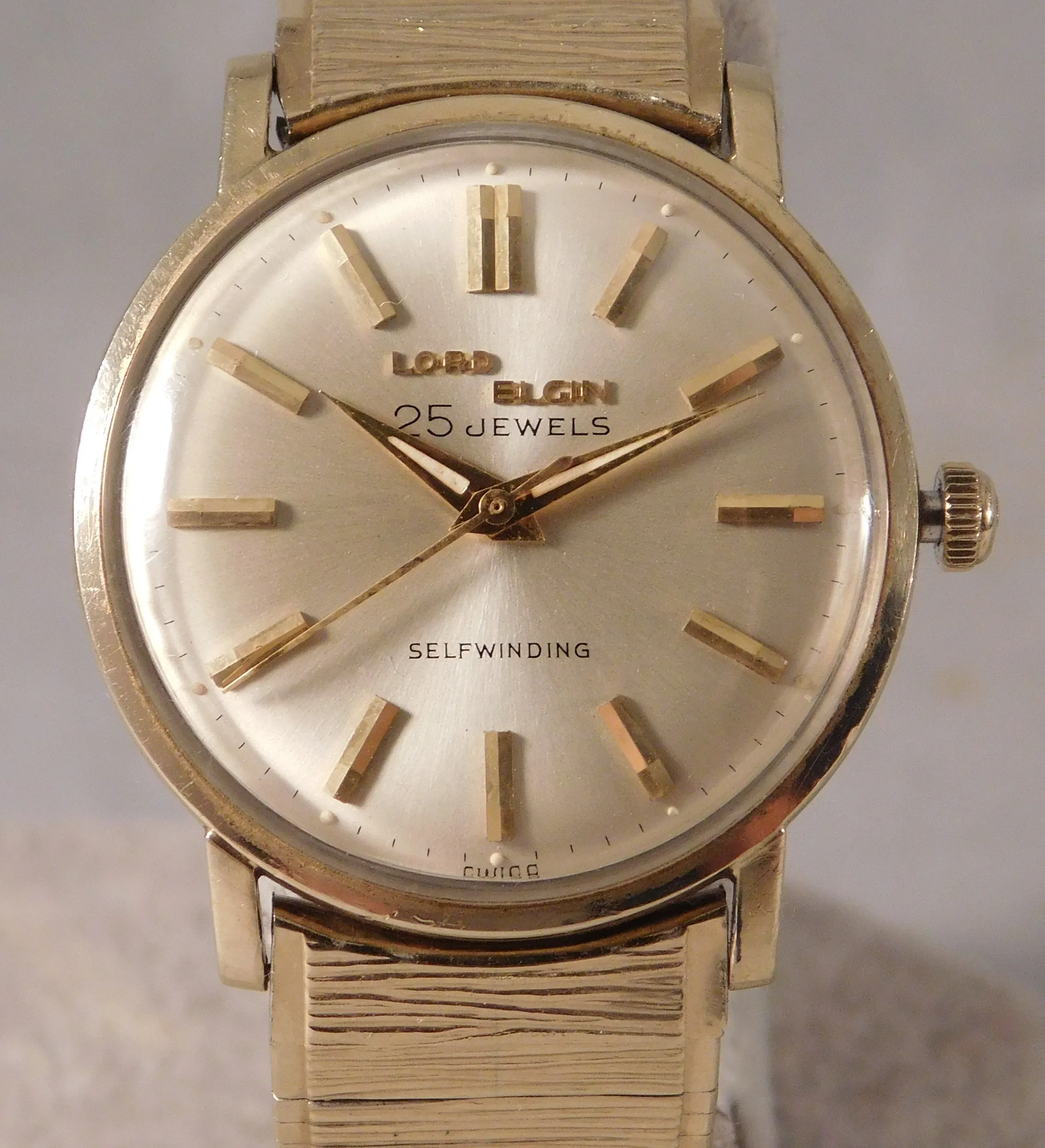 Vintage Lord Elgin Automatic Mens Watch with 25 Jewels, 10k Gold Filled Case - 1950s Style (33mm)