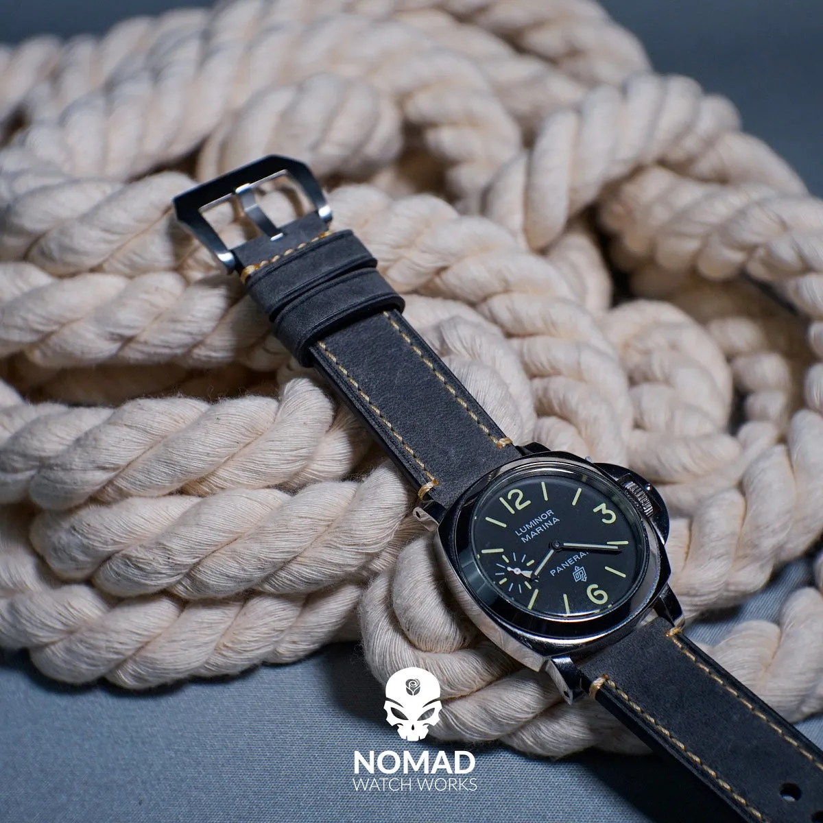 M1 Vintage Leather Watch Strap in Grey