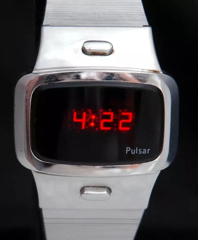 Pulsar Time Computer P4 Model 3408 Vintage 1975 SS Mens Dress Watch....33mm