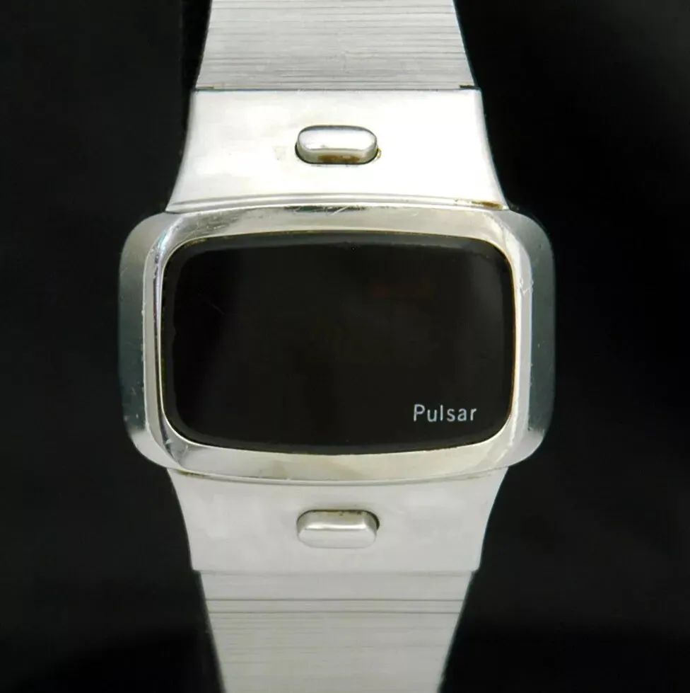 Pulsar Time Computer P4 Model 3408 Vintage 1975 SS Mens Dress Watch....33mm